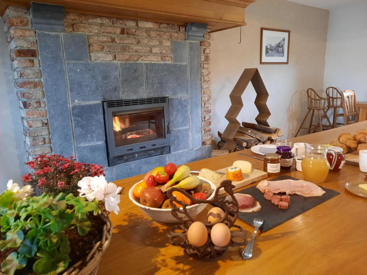 Aux Saveurs D'Enneille Bed and Breakfast Durbuy Eksteriør billede