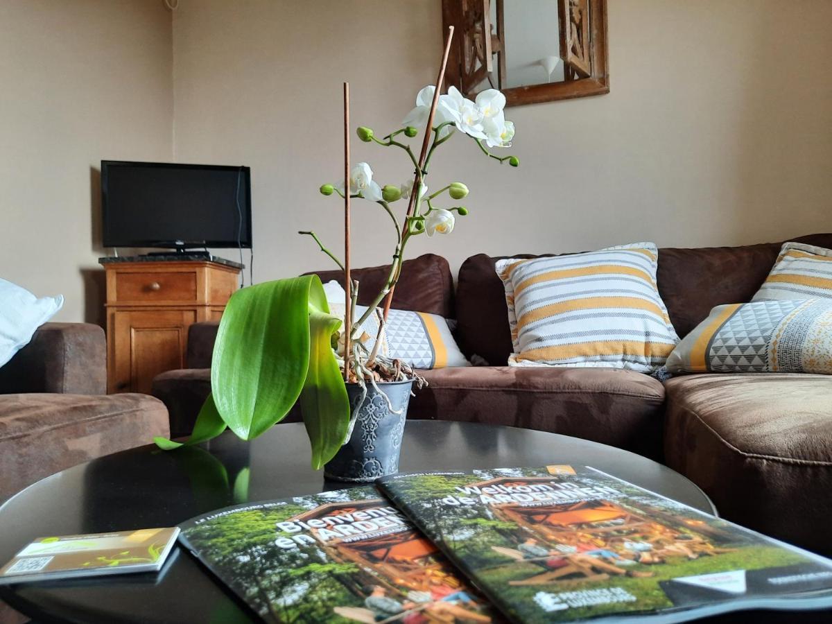 Aux Saveurs D'Enneille Bed and Breakfast Durbuy Eksteriør billede