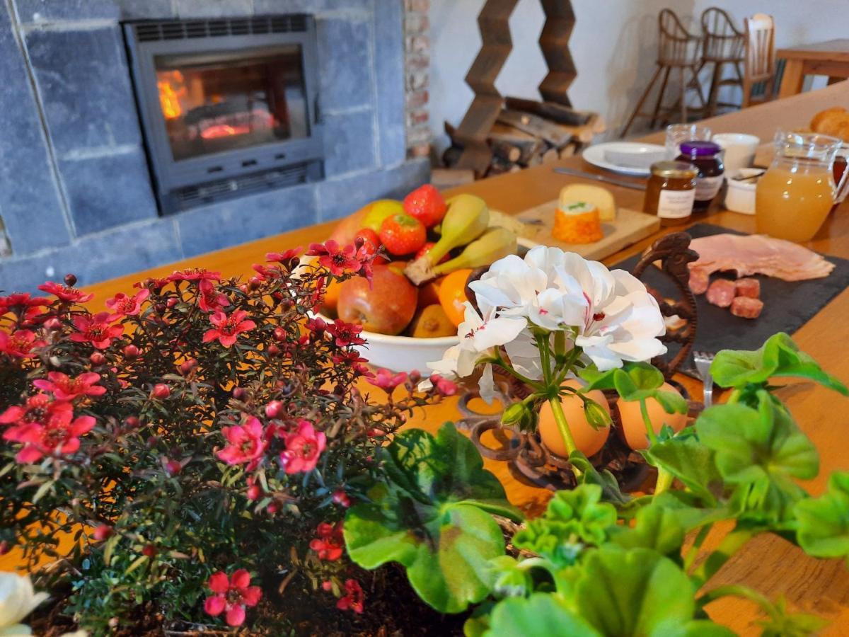Aux Saveurs D'Enneille Bed and Breakfast Durbuy Eksteriør billede