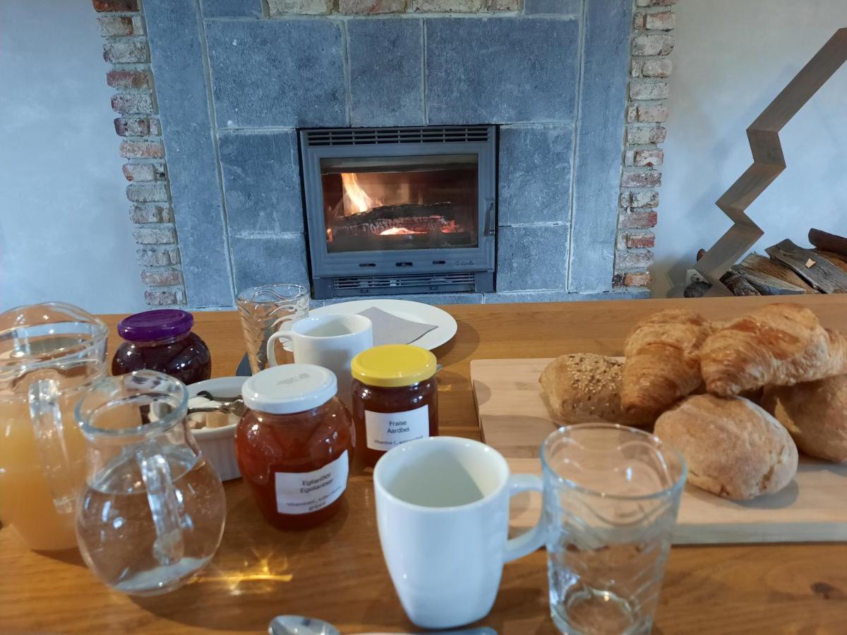 Aux Saveurs D'Enneille Bed and Breakfast Durbuy Eksteriør billede