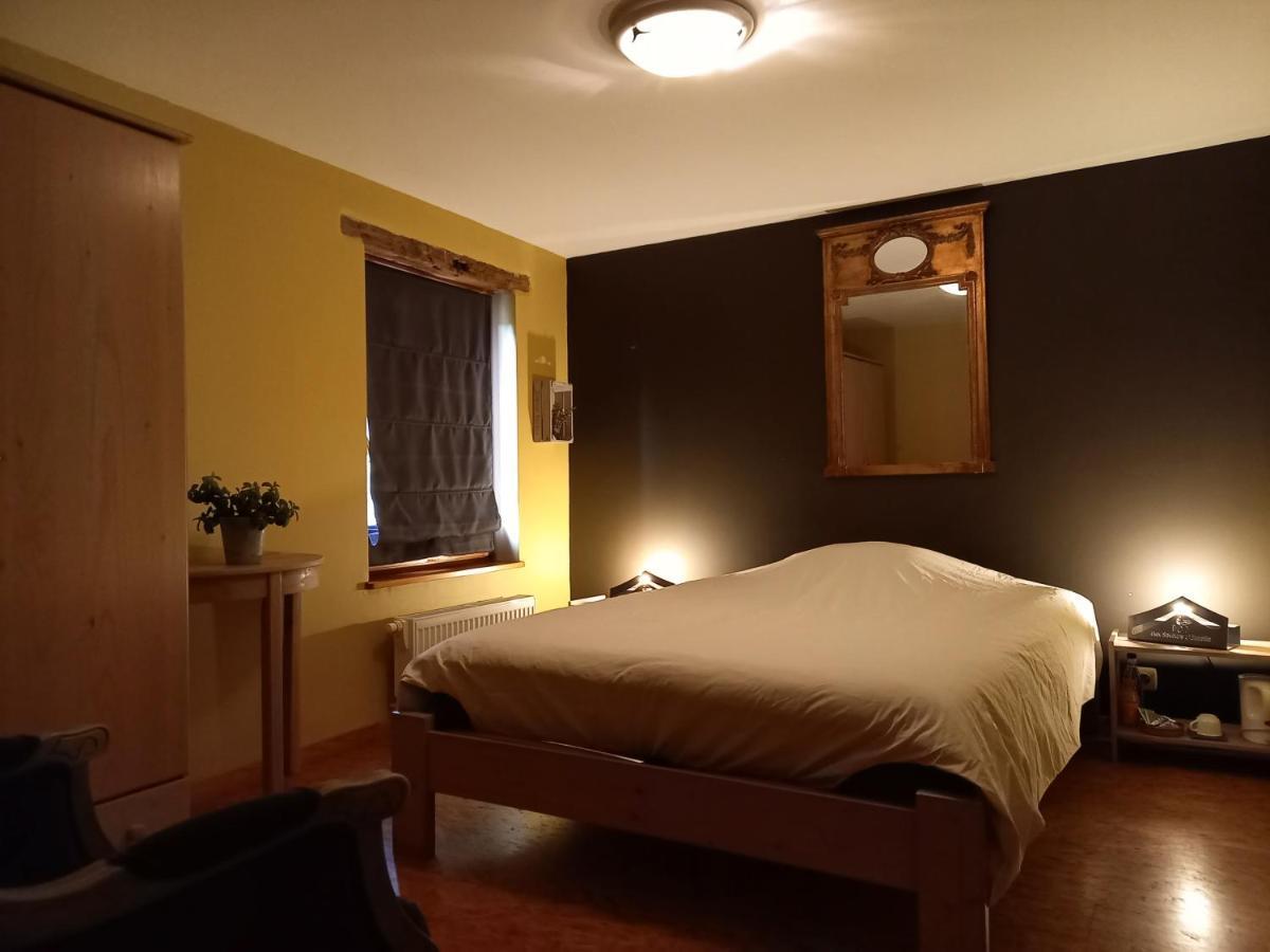 Aux Saveurs D'Enneille Bed and Breakfast Durbuy Eksteriør billede