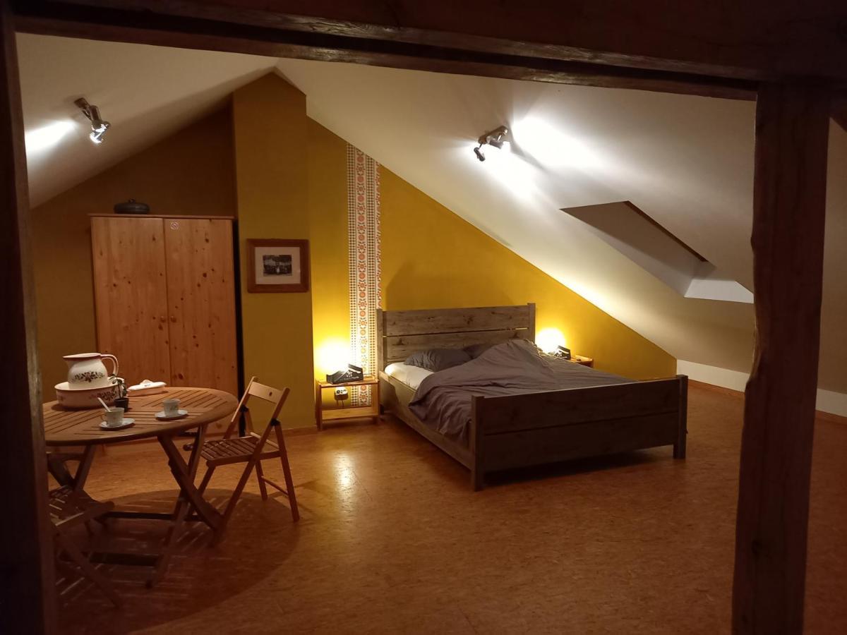 Aux Saveurs D'Enneille Bed and Breakfast Durbuy Eksteriør billede